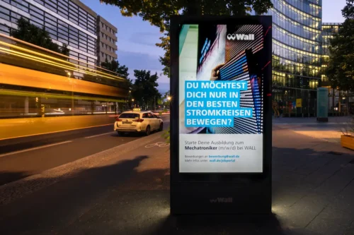 Imagebild - Corporate Fotografie: Ein Digital Signage Display von Wall, am Potsdamer Platz Berlin - von Stefan Schubert.